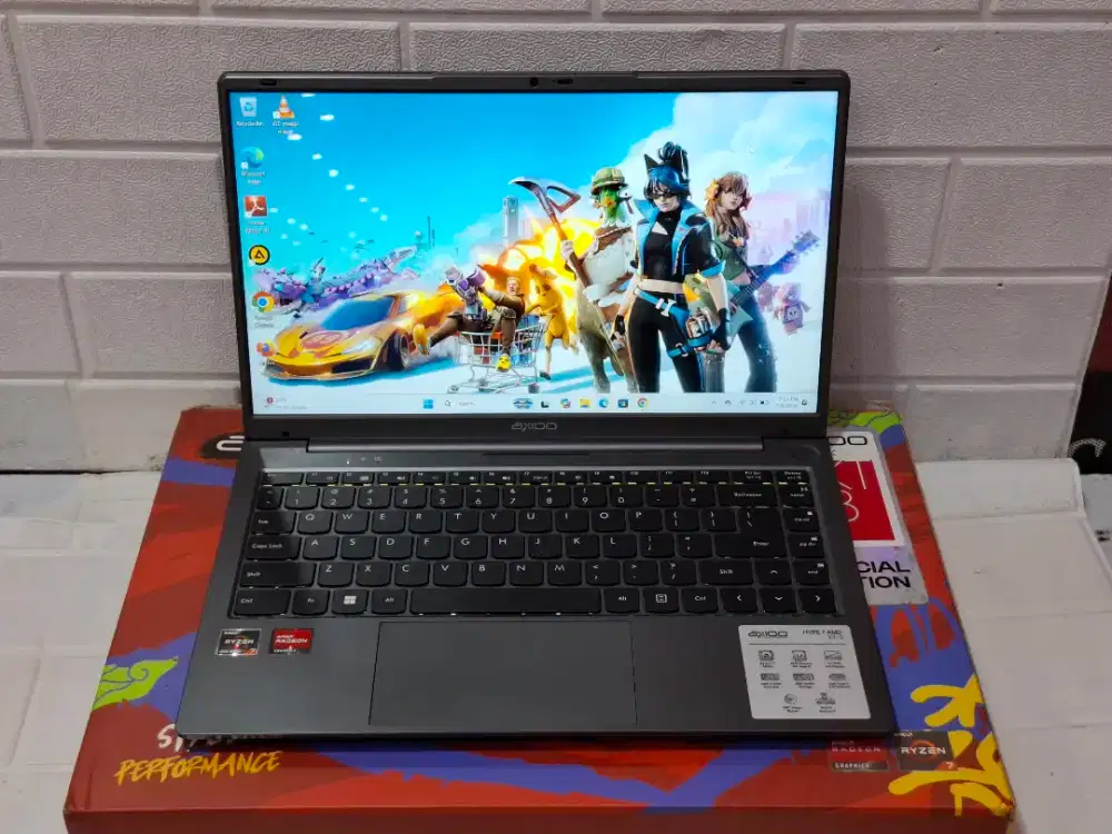 LAPTOP AXIOO Hype 7 AMD X7-2 /AMD Ryzen 7-5825U/RAM 16GB/SSD 512GB