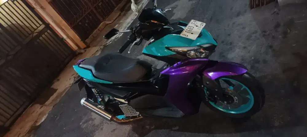 YAMAHA AEROX CONECTED 2023