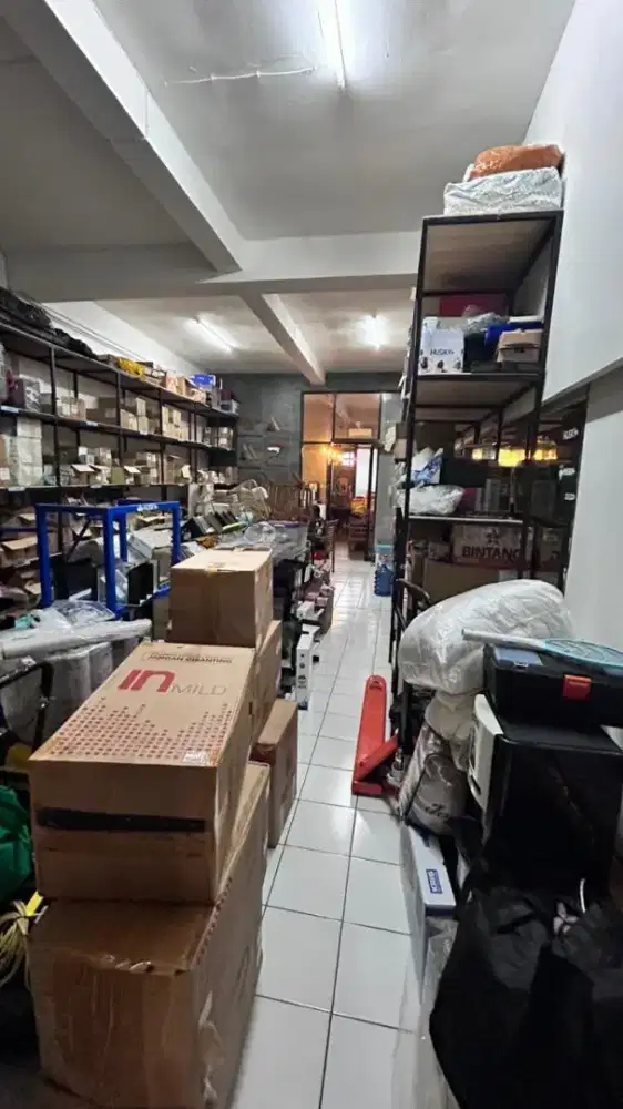 Warehouse For Rent