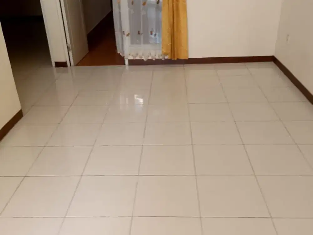 L65. Rumah Disewakan Semi Furnished di Le Vesta Lippo Cikarang
