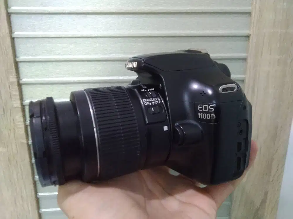 Canon 1100D Lensa 18-55mm IS II
