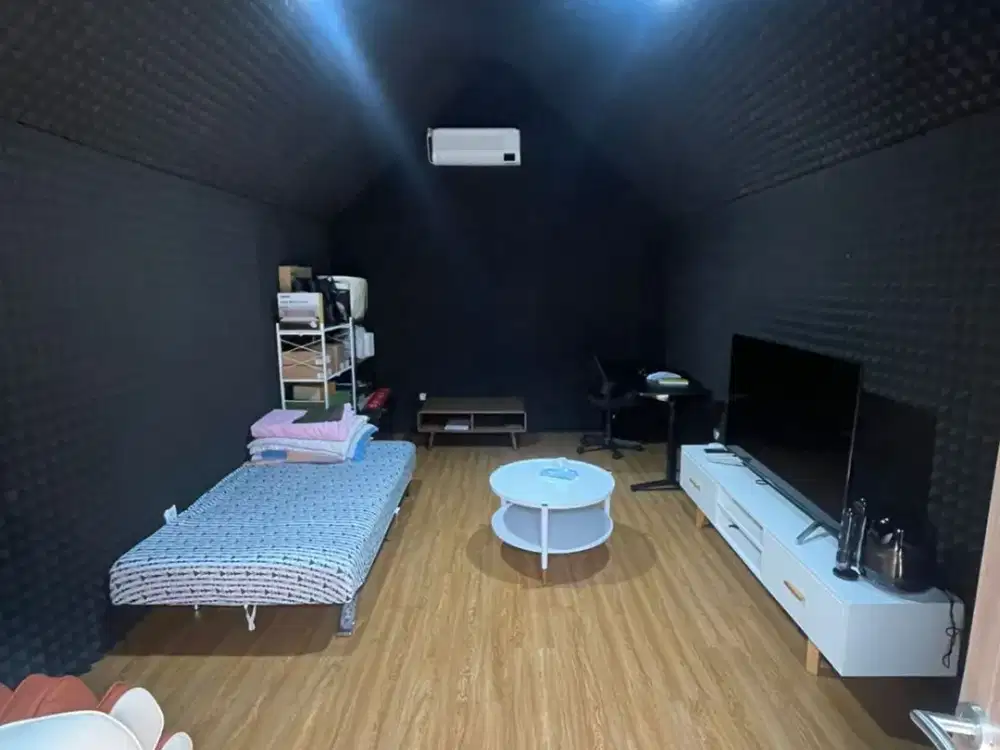 Rumah Fully Furnished dan Renovasi Attic Room di Kawasan Eksklusif Caelus Greenwich Park, BSD