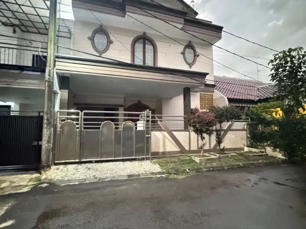 Dijual Rumah Luas Strategis Villa Melati Mas Perbatasan BSD Alam Sutera Gading Serpong
