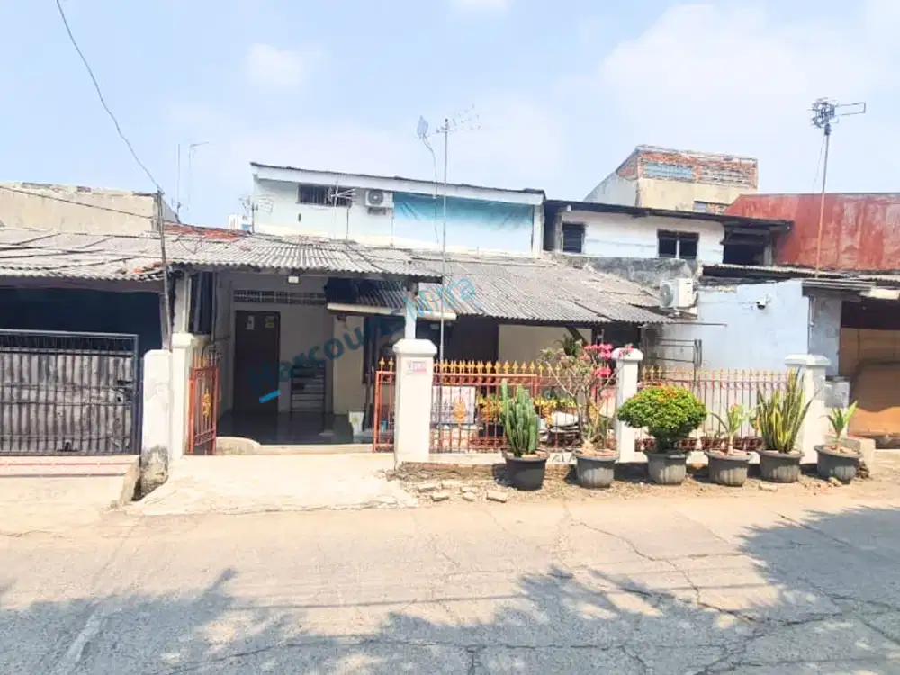RUMAH STRATEGIS RING 1 BEKASI, LT 128 M2, LB 170 M2 – ( RJ )
