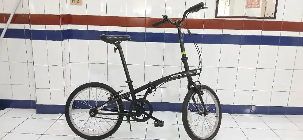 SEPEDA LIPAT B-TWIN [Perancis]