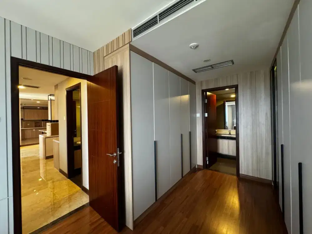 Y. DIJUAL APARTEMEN 3BR FURNISH HEGARMANAH RESIDENCE BANDUNG TIPE EMERALD