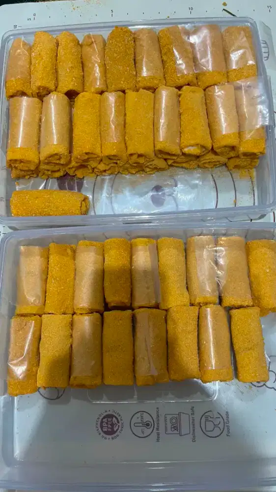 Pembantu/Pelayan