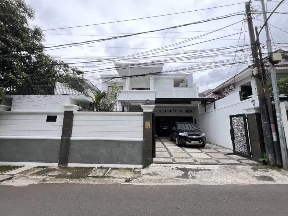 Disewakan Rumah 2 Lantai di Kemang Dekat Cbd & Fasilitas Umum