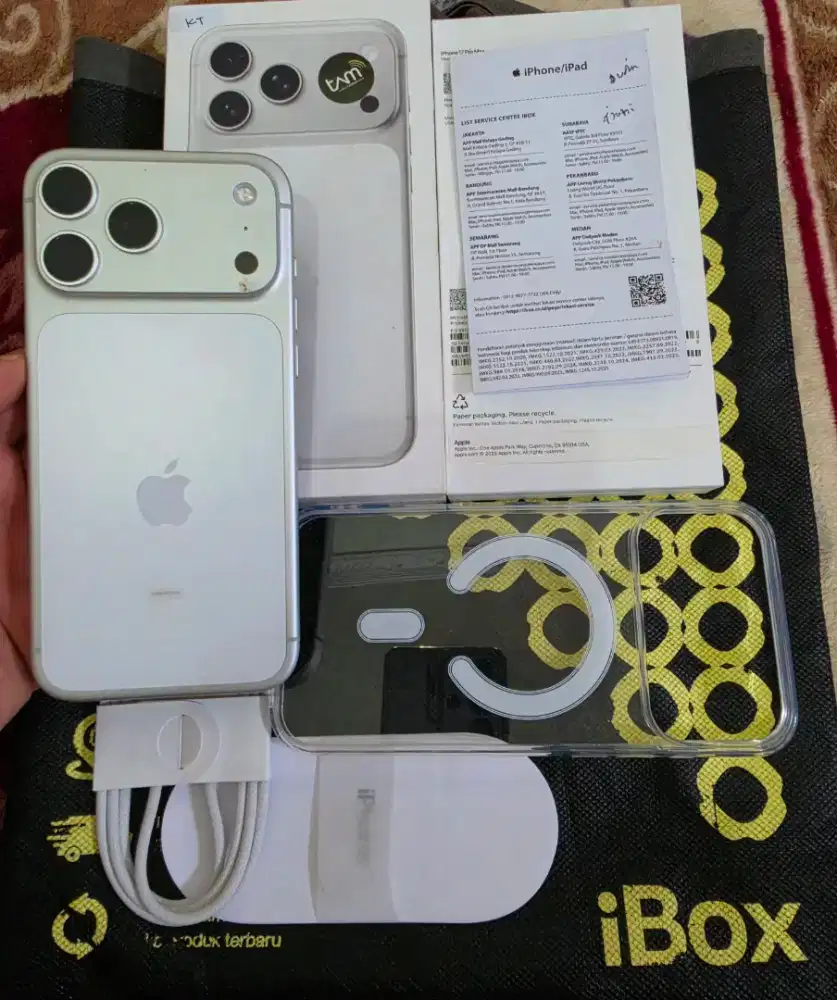 iphone 17 pro max 256gb resmi iBox,gransi 03-06--2027 battry 100% CC33