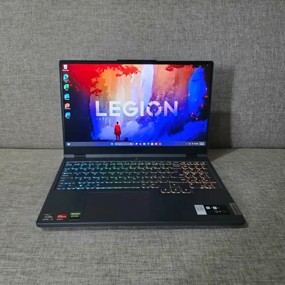 Lenovo Legion Ryzen 7-6800H RTX3050Ti RAM 16GB Layar IPS 165hz