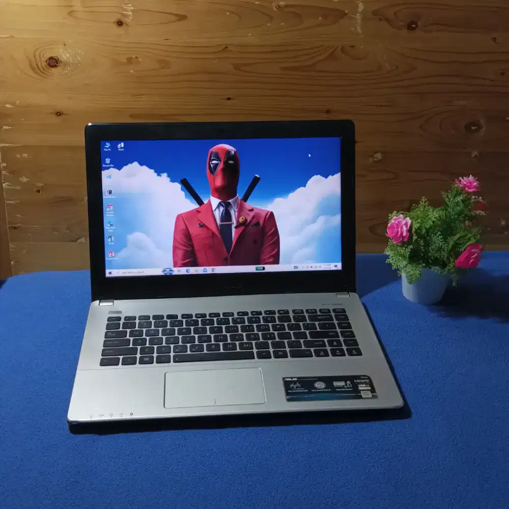 Laptop Asus i3 500/10 GB