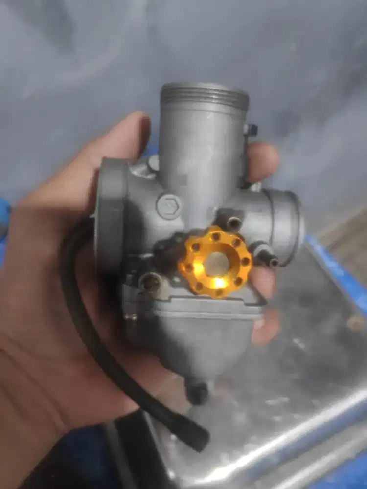 Karburator PE 30