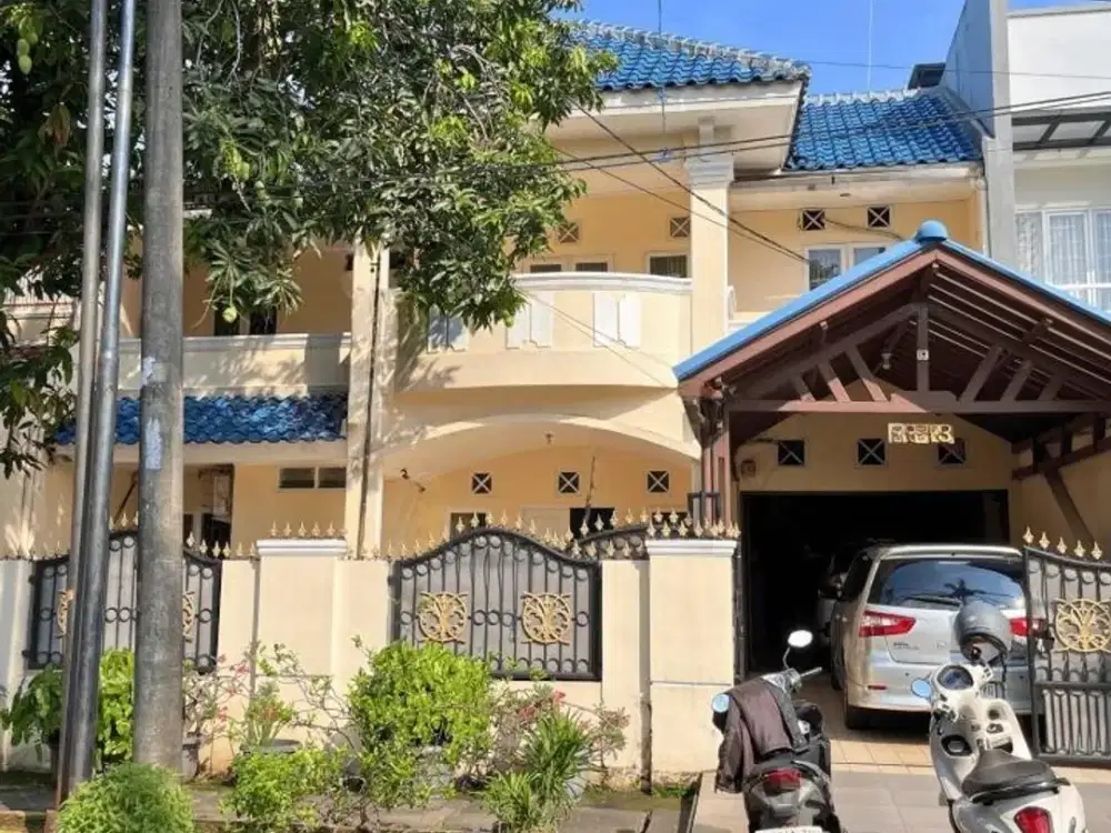 Dijual Rumah Sangat Terawat di Lingkungan Nyaman, Asri