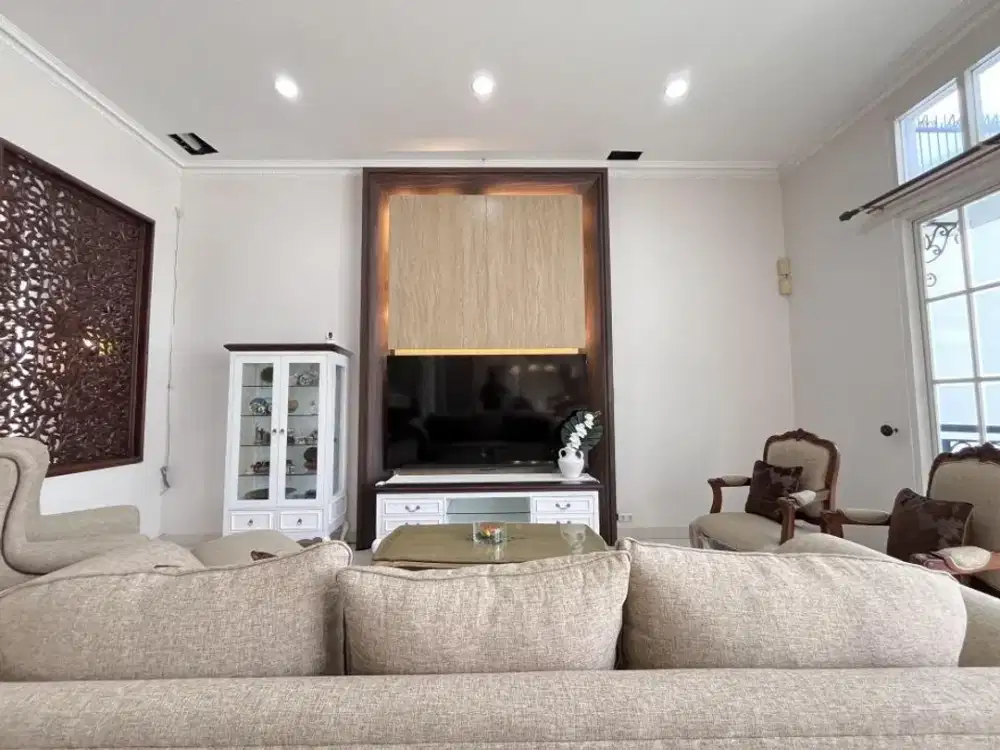 Rumah Mewah dalam Komplek Jakarta Timur,dengan Smart Home