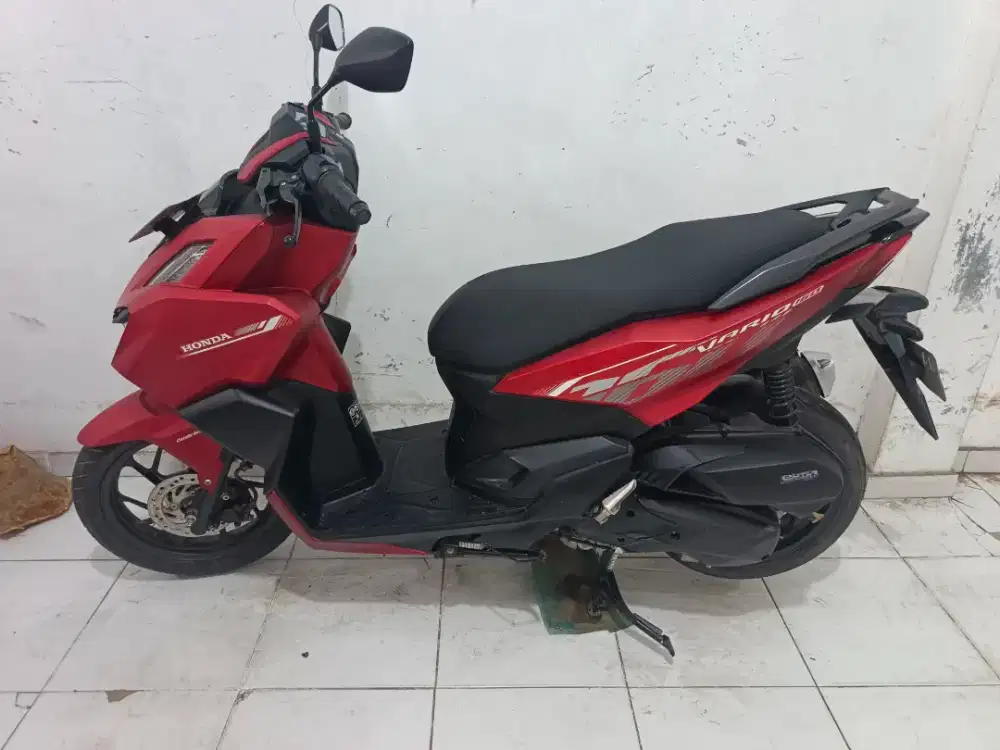 Jual beli vario 160 th2022 samping kompelik Andika hairi motor bjm