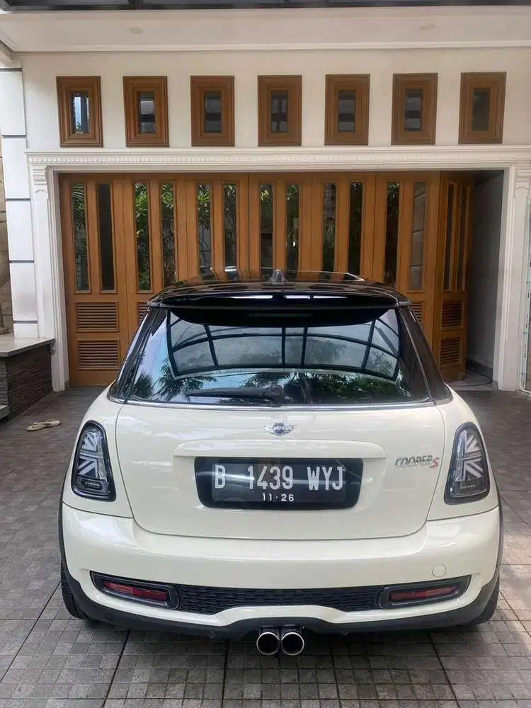 MINI Cooper S 1.6 Turbo R56 AT 2011