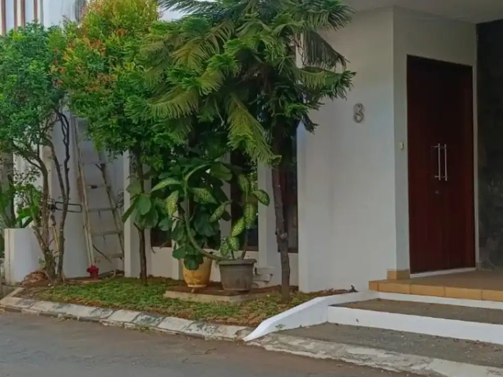 DIJUAL RUMAH BAGUS DALAM CLUSTER (SEMUA FIURNIAH/SEBERANG CITOS) CILANDAK JAKARTA SELATAN