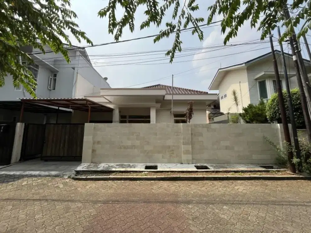 Rumah Modern Asri dan Nyaman di Pejaten Barat