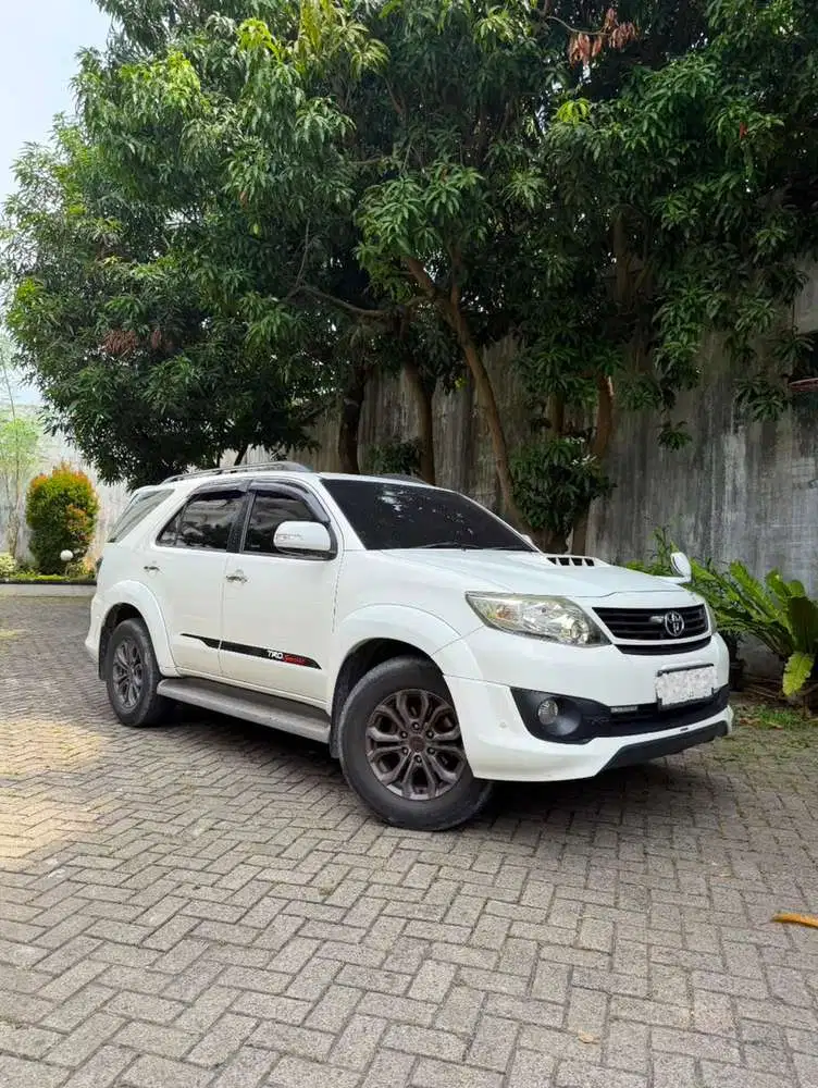 Toyota Fortuner 2.5 VNT TRD 2015