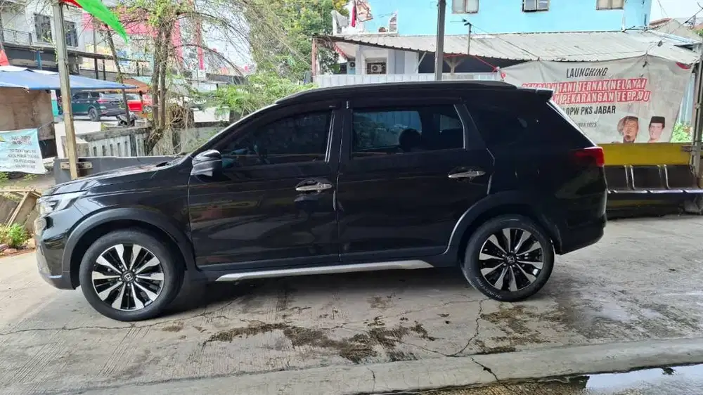 JUAL MOBIL HONDA BRV PRESTIGE SENSING HITAM 2023