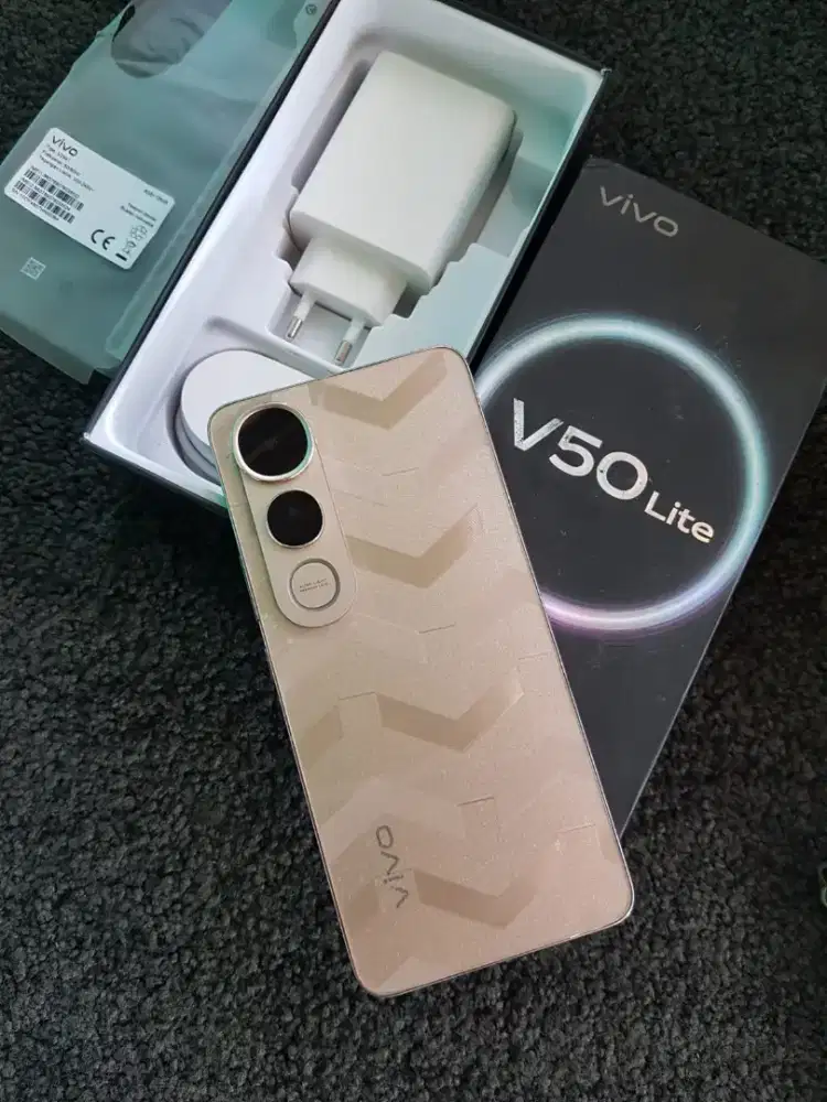 Vivo V50 lite NFc ram 8+8/128 no minus fulset