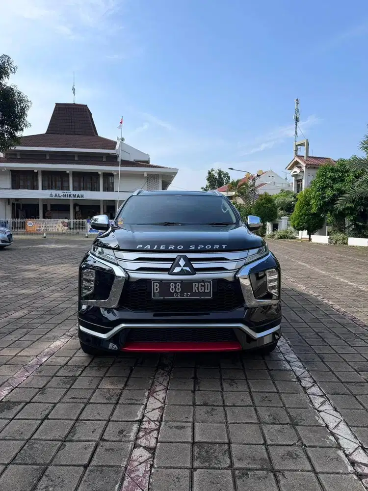 Pajero Sport Dakar 2022 Black Hitam BU Pajero-sport 2021 Bodykit 2023