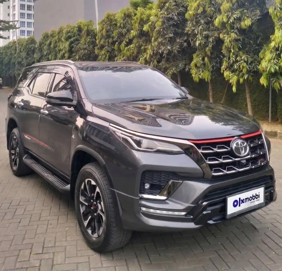 DP 5% Toyota Fortuner 2.4 4x2 VRZ TRD Solar-AT 2021 CUJYB