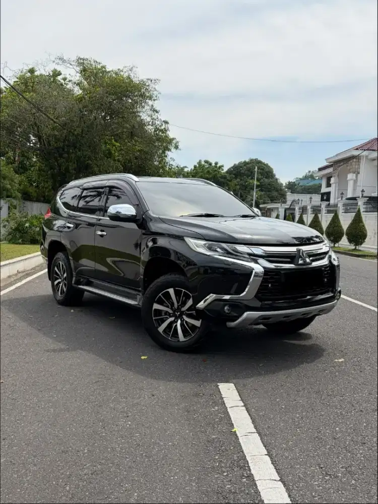 Mitsubishi Pajero Dakar At Matic Diesel Hitam 2017