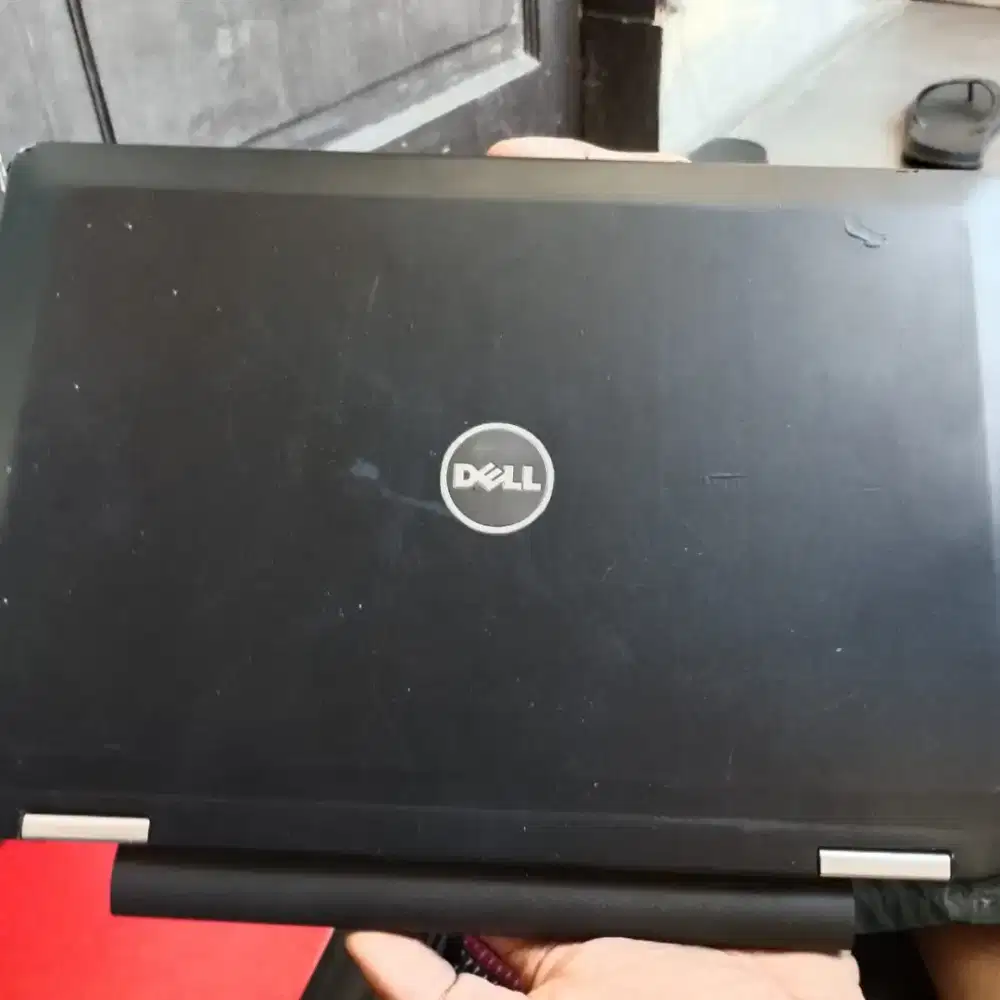 Laptop Dell Latitude E6320