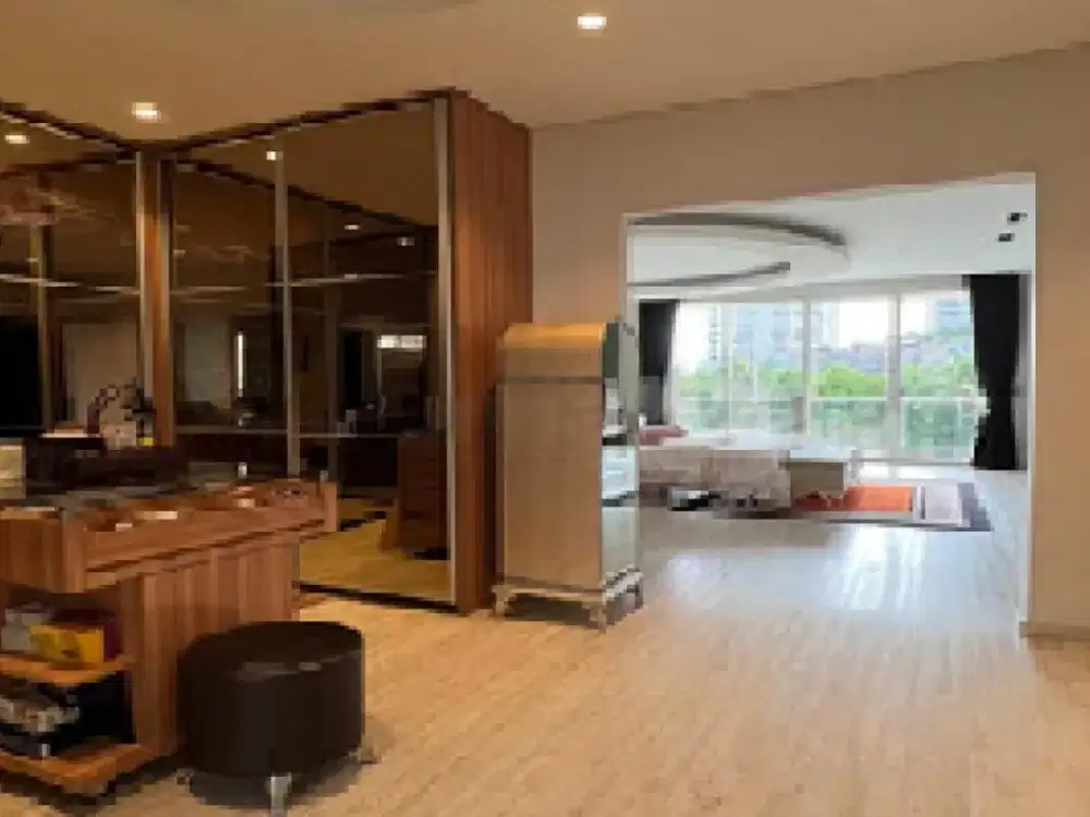 Dijual Townhouse Mewah Springhill Kemayoran View Golf | LT 300 M² LB 700 M² | Full Furnished | Rp15 M