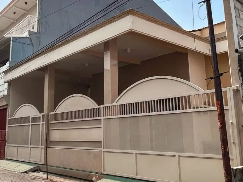 DIJUAL RUMAH SIAP HUNI DI SURABAYA TIMUR LEBAK JAYA