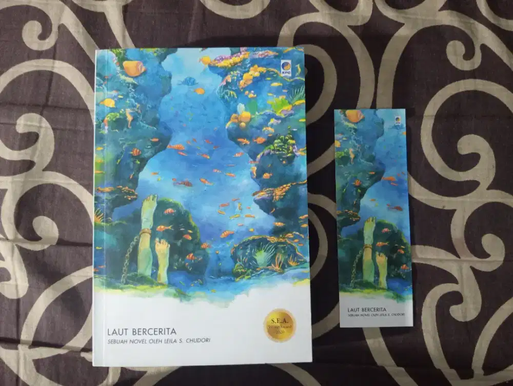 Novel Laut Bercerita Gramedia bekas