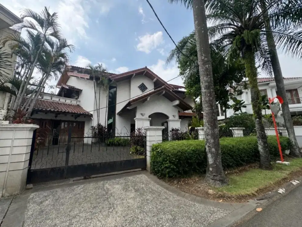 Rumah Mewah Pondok Indah Jakarta Selatan LT 1235M2 Kolam Renang SHM 2 Lantai
