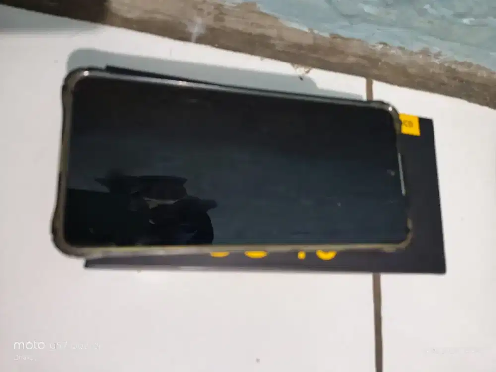 Poco F6 12/512gb
