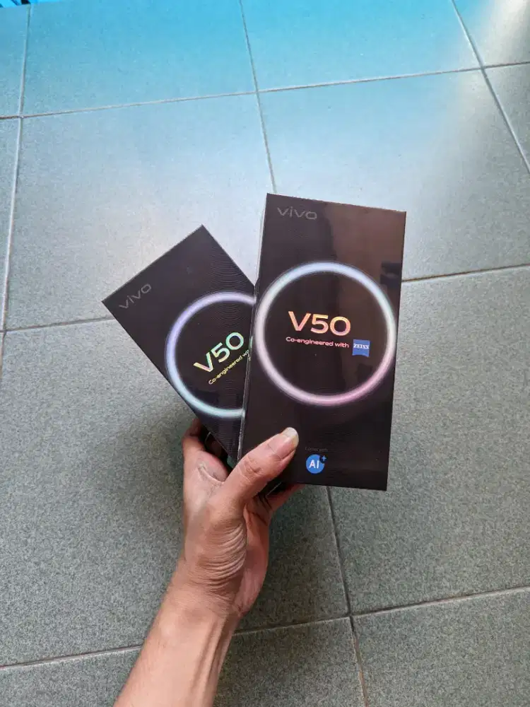 Vivo v50 12/256gb baru/gress