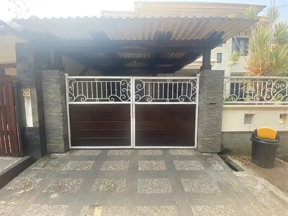 Dijual Rumah 2 Lantai siap huni di Surabaya Selatan