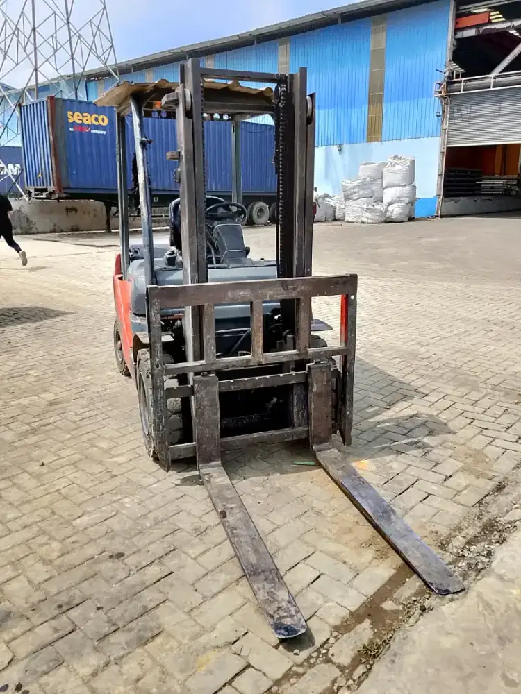 Forklift toyota 25