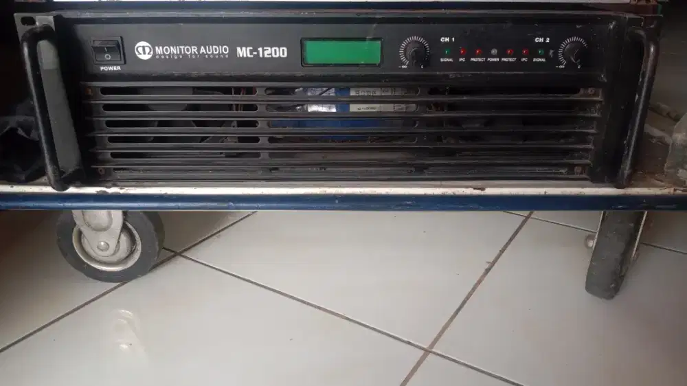 Power monitor audio MC-1200