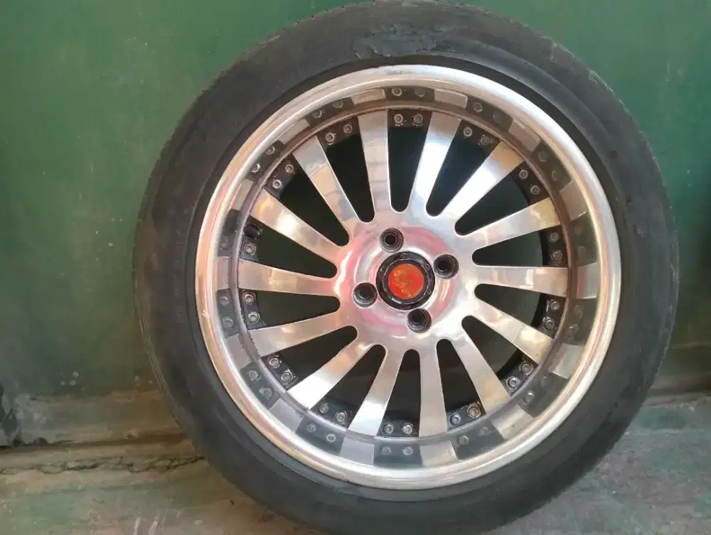Jual velg ring 17 celong rata .