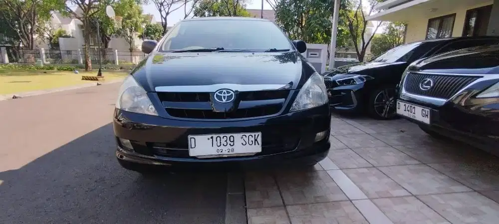 Kijang INNOVA G Matic 2005 ( D) Low KM 130 Ribu