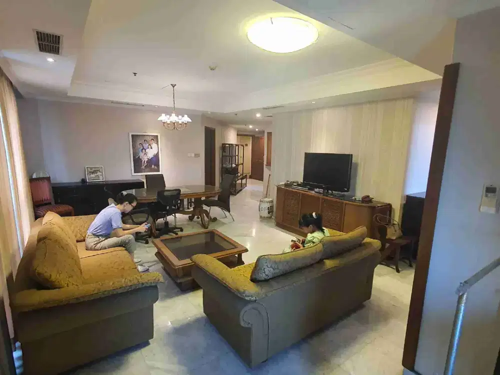 Dijual/Disewakan Apt aura 'old money' di pusat Sby