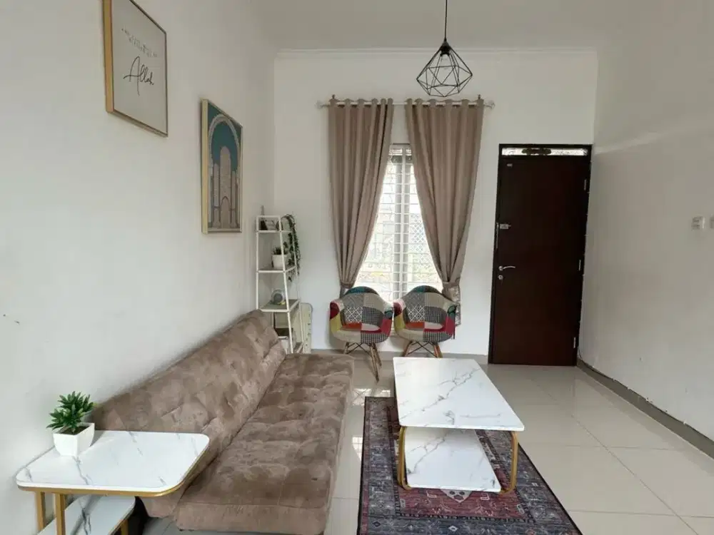Rumah 2 Lantai Semi Furnished 125 m2 di Sayap Pasir Impun, Mandalajati Ref.05695