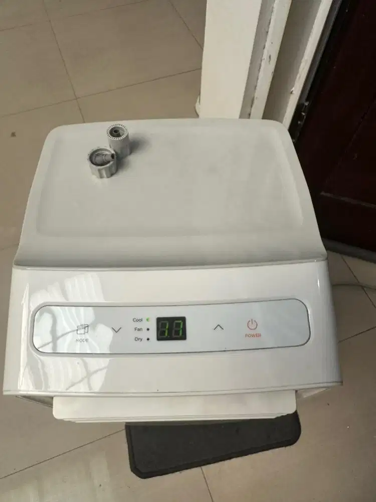 Ac portable midea 1/2 PK