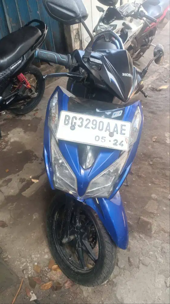 Jual motor vario125 iss tahun 2014