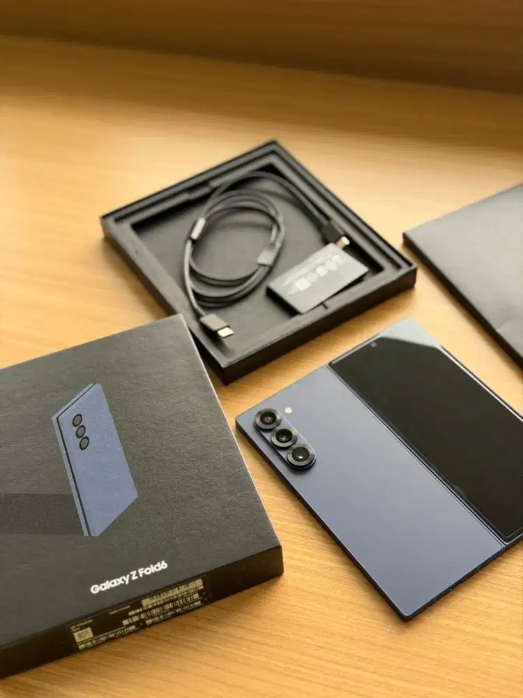 Samsung Galaxy Z Fold 6 12/256 GB Navy SEIN