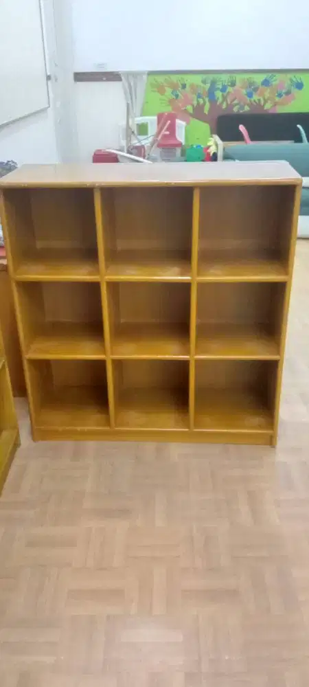 Lemari/Cubby Kotak 9 uk. 90X34X96
