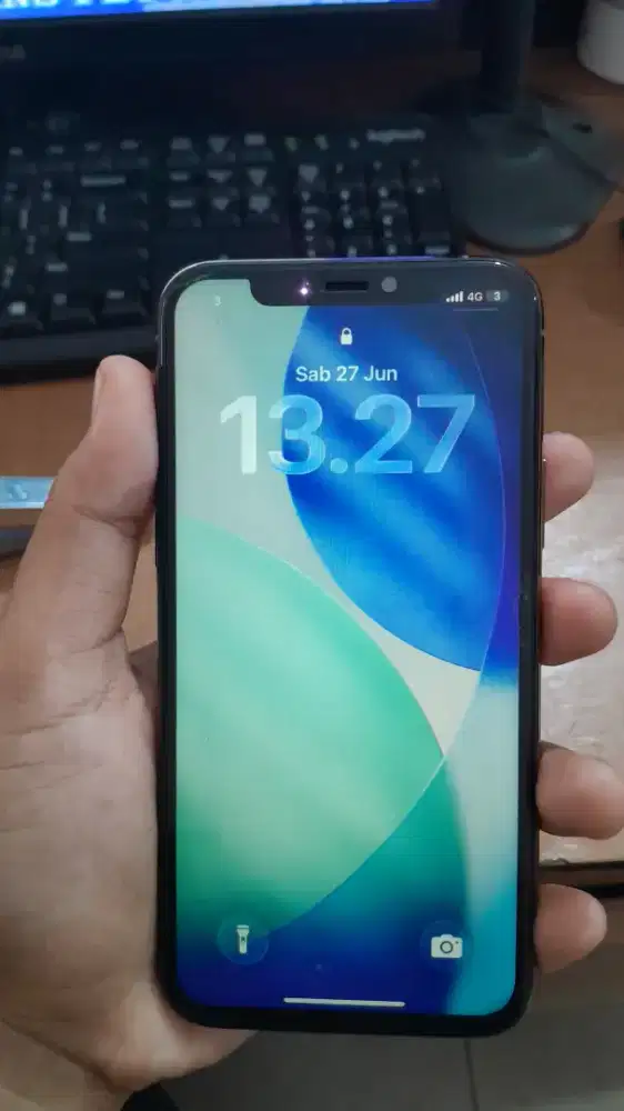 Iphone 11 Pro 256 lengkap
