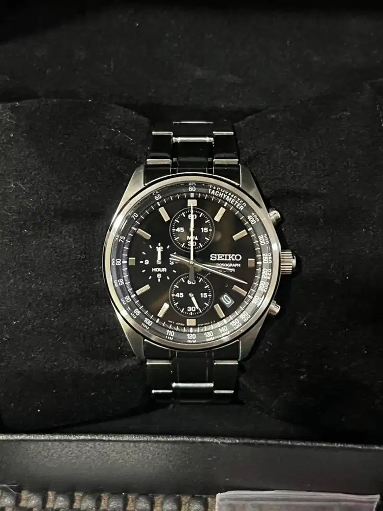 Seiko Chronograph SSB379P1 Black Dial