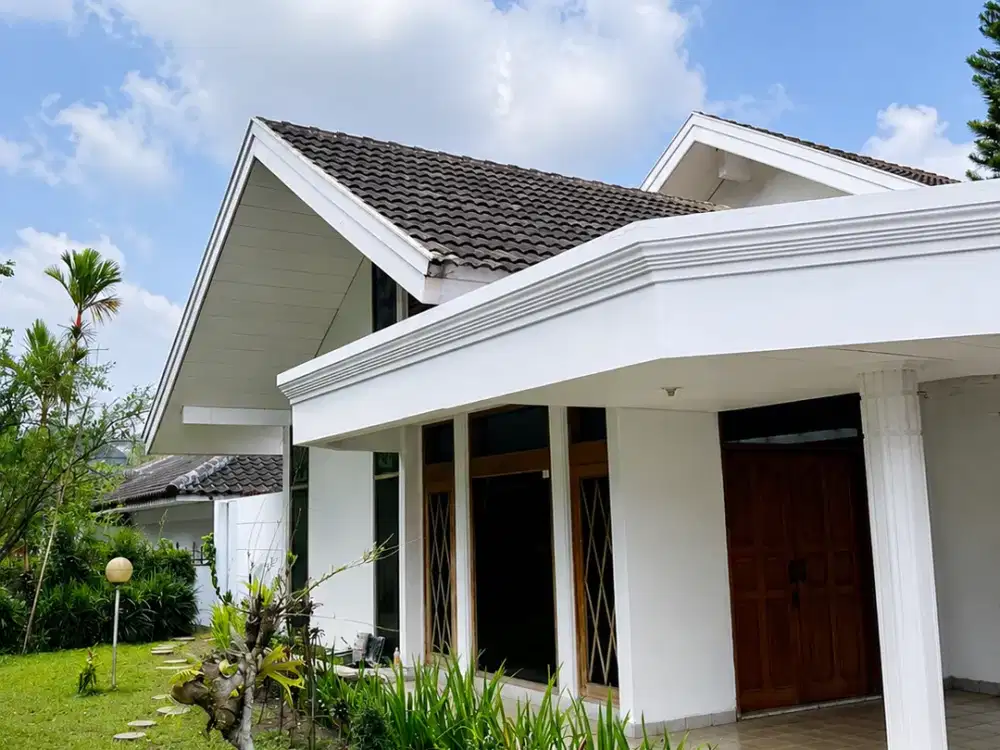 Rumah Lingkungan Asri Siap Huni di Dago Bandung