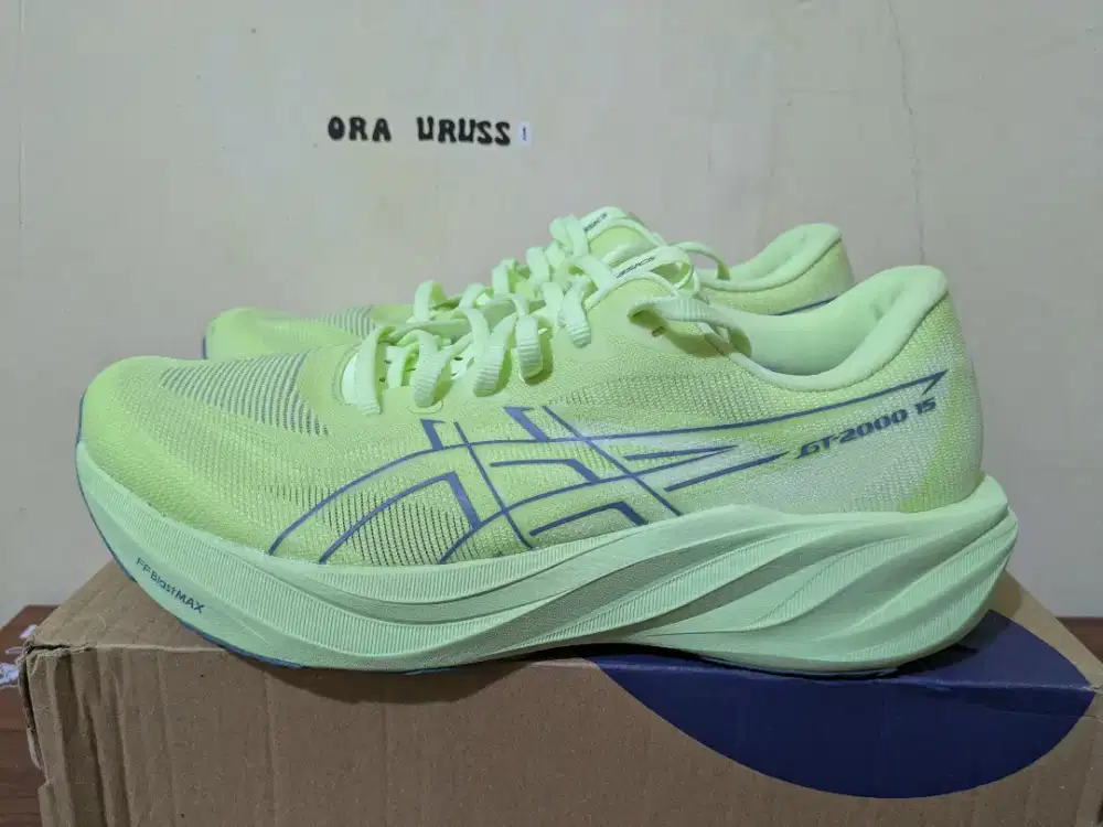Asics GT-2000 15 - size 42.5